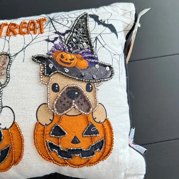 Halloween French BullDog 10x 14 Pillow! - Picture 4 of 8